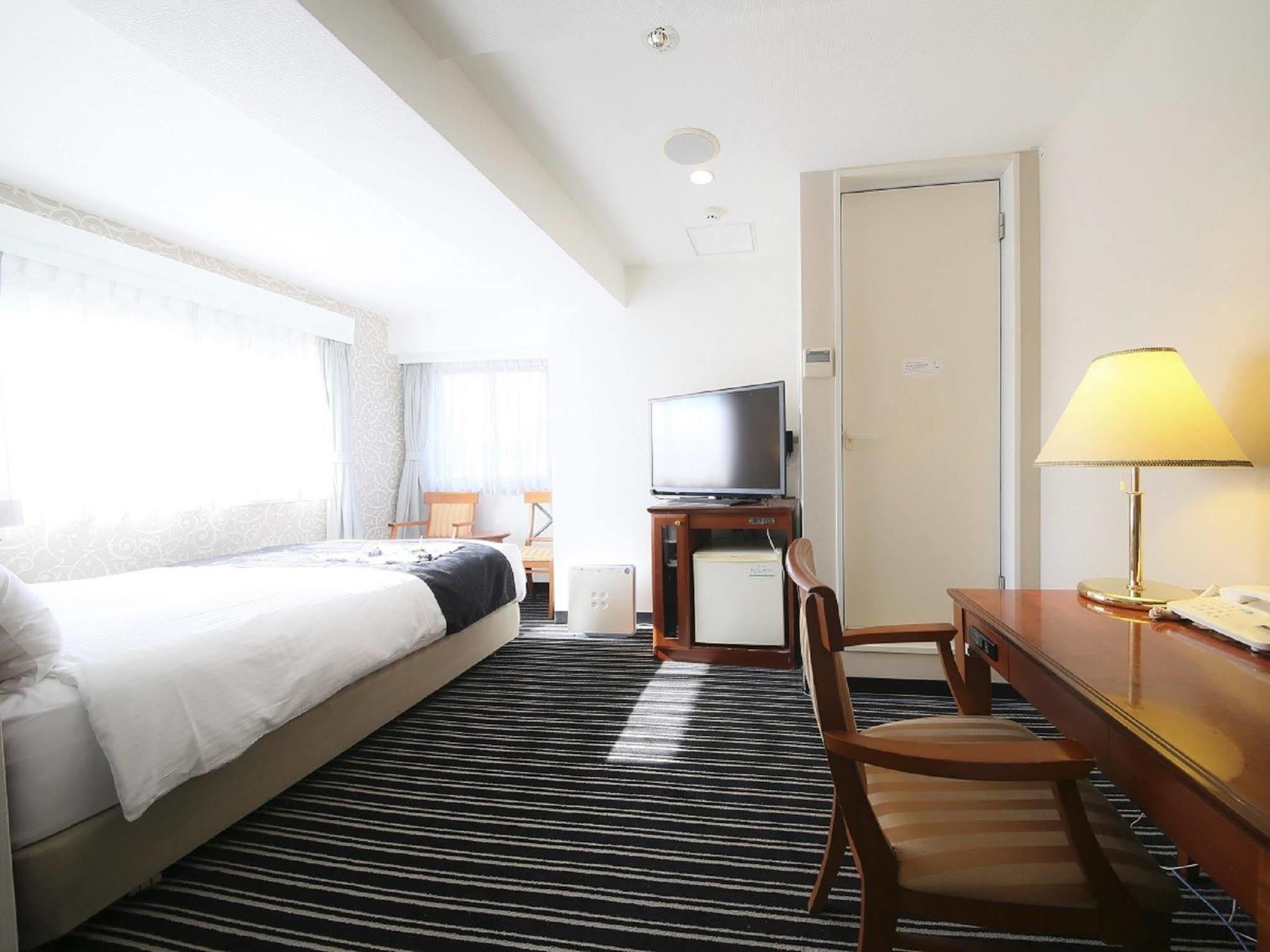 Apa Hotel Tokyo Ojima Exterior foto
